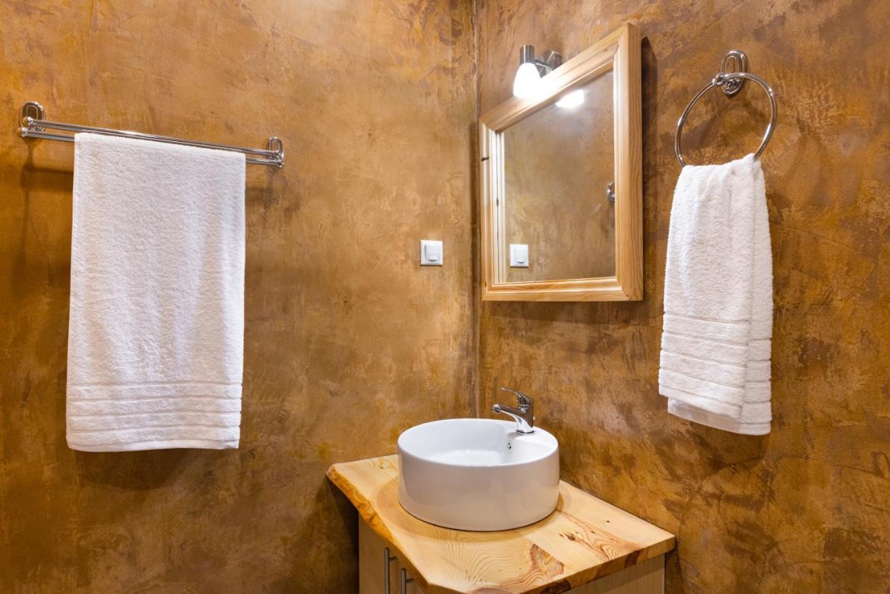 Fiera Luxury Apartments. Кокарі Екстер'єр фото