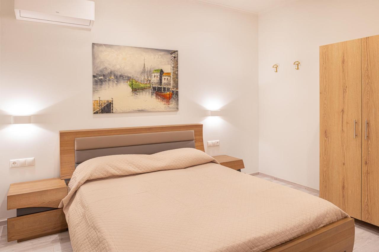 Fiera Luxury Apartments. Кокарі Екстер'єр фото